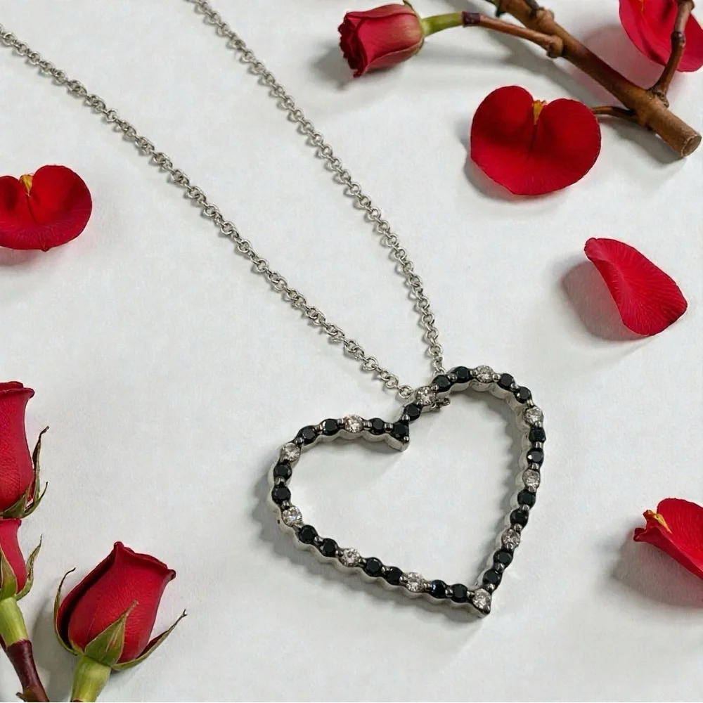 18k White Gold Diamond Heart Pendant Necklace, Milan Italy 750 Gold, 18” Chain - Picture 13 of 14